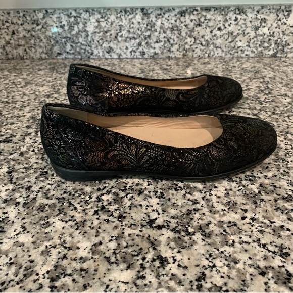 SAS Scenic Slip-on Ballet Flat in Black Lace size 7 - Picture 8 of 12